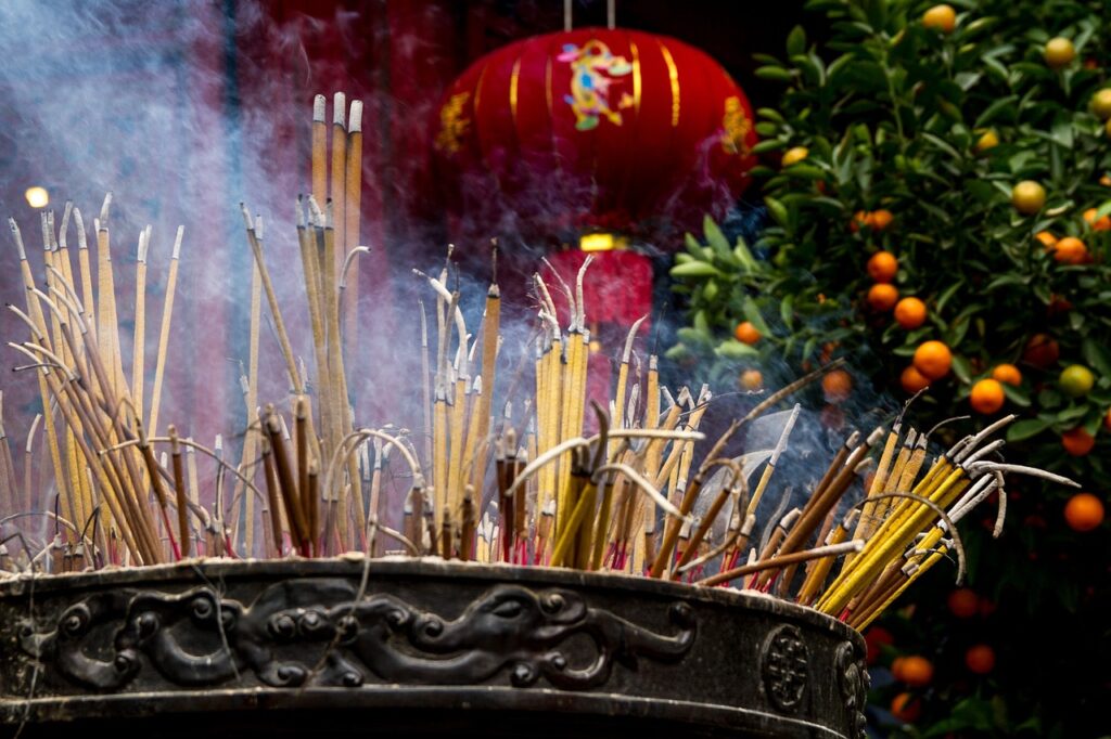 vietnam, temple, incense sticks-2561705.jpg